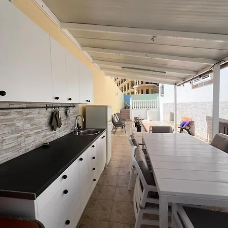 Private Pool Private Parking Bbq بيت للعطل San Bartolomé